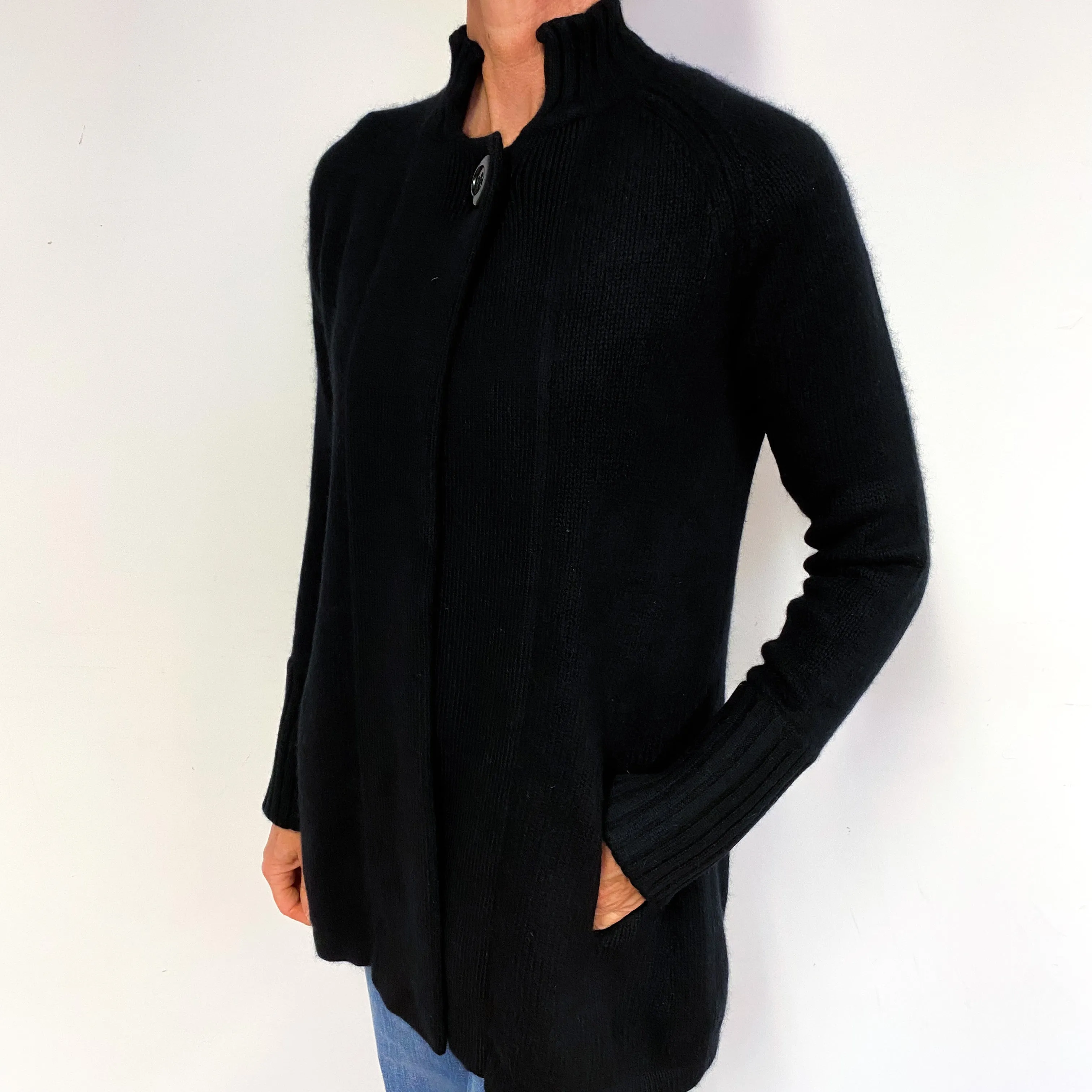 Black Chunky Cashmere Collared Cardigan with Pockets Medium