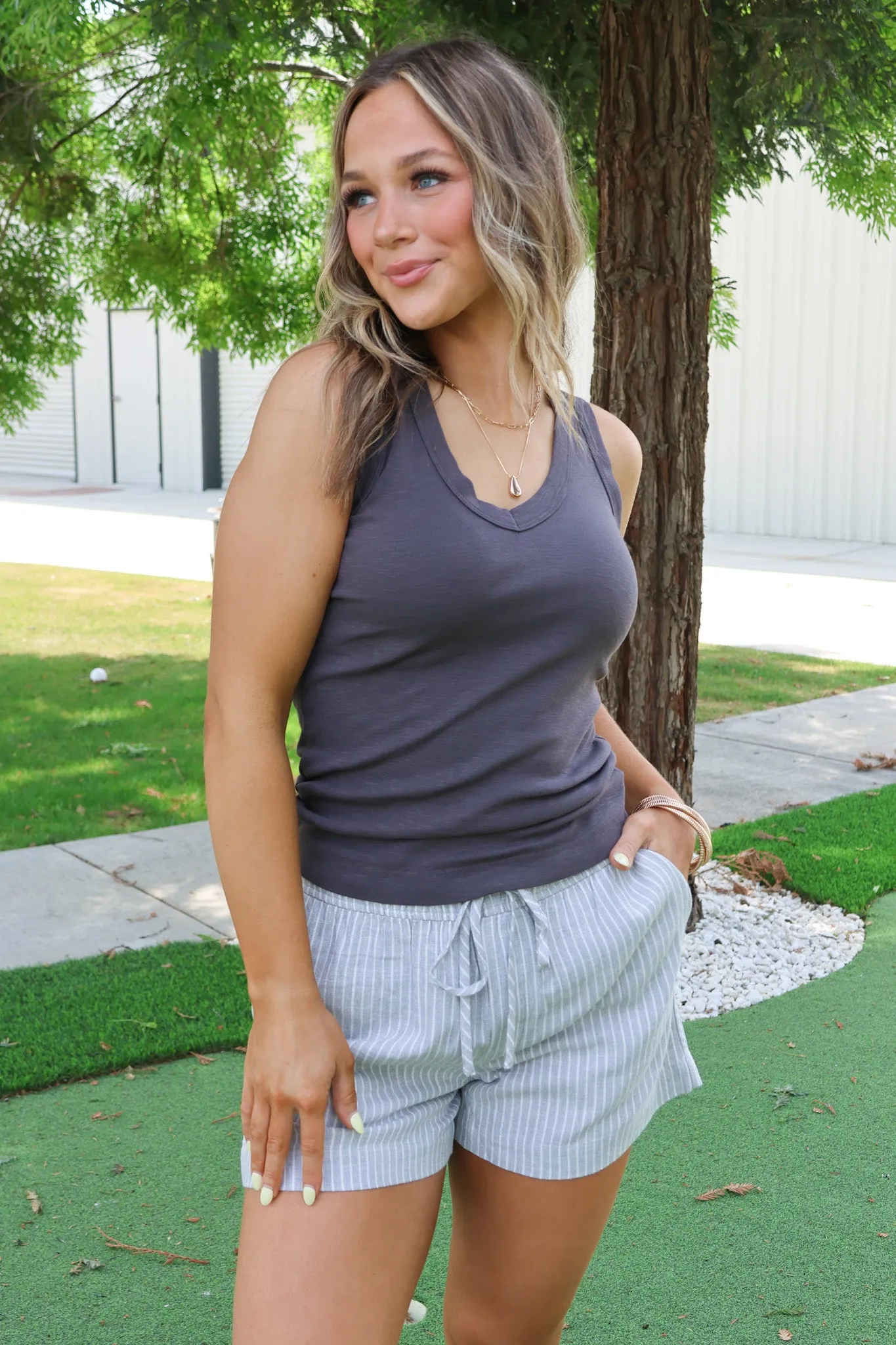 Cora Basic Tank In Charcoal