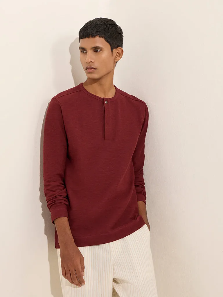 ETA Maroon Solid Slim-Fit Cotton T-Shirt