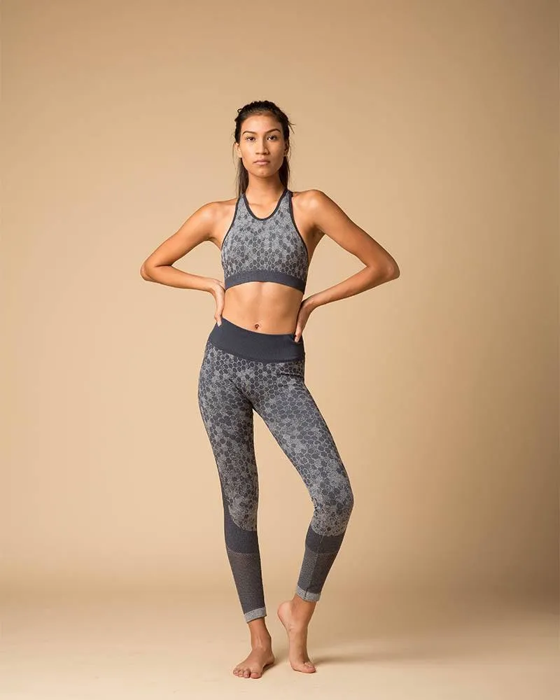 Honeycomb Halter Sports Bra | NUX | Charcoal