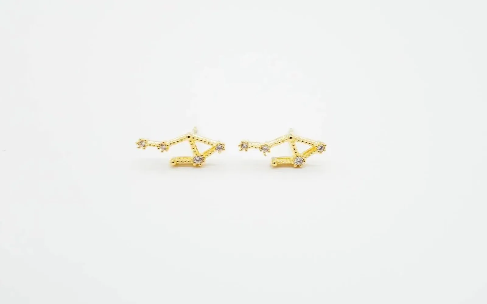 Libra Earrings Sept 23. - Oct 22.