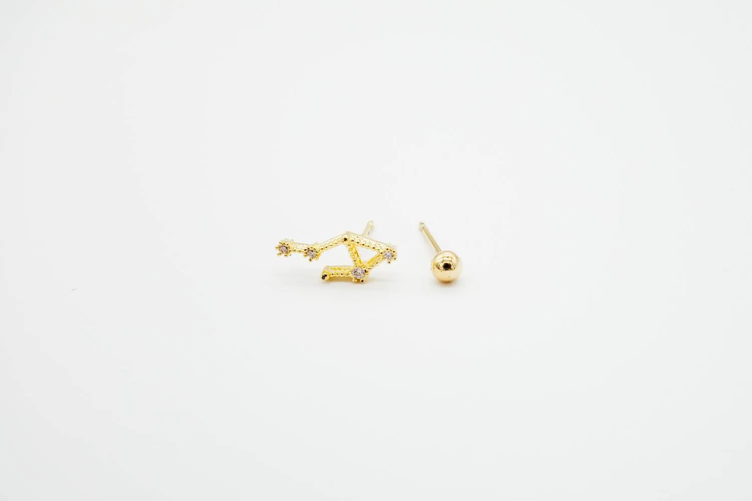 Libra Earrings Sept 23. - Oct 22.