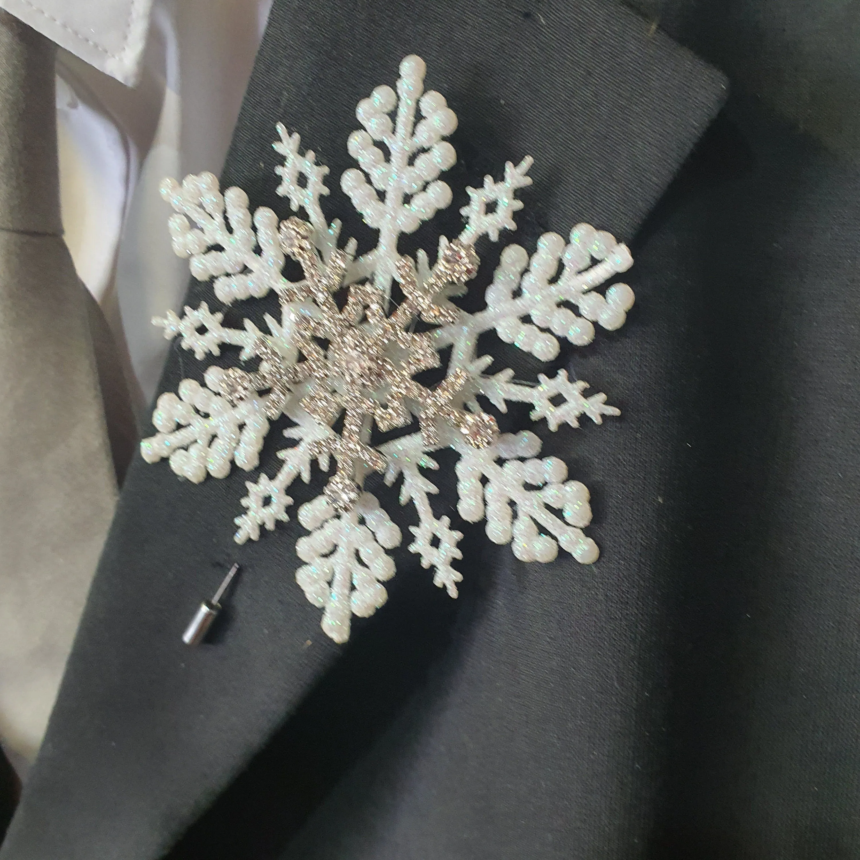 Rhinestone Snowflake Boutonniere - Grooms Boutonniere for a Winter  Wedding - Christmas Wedding