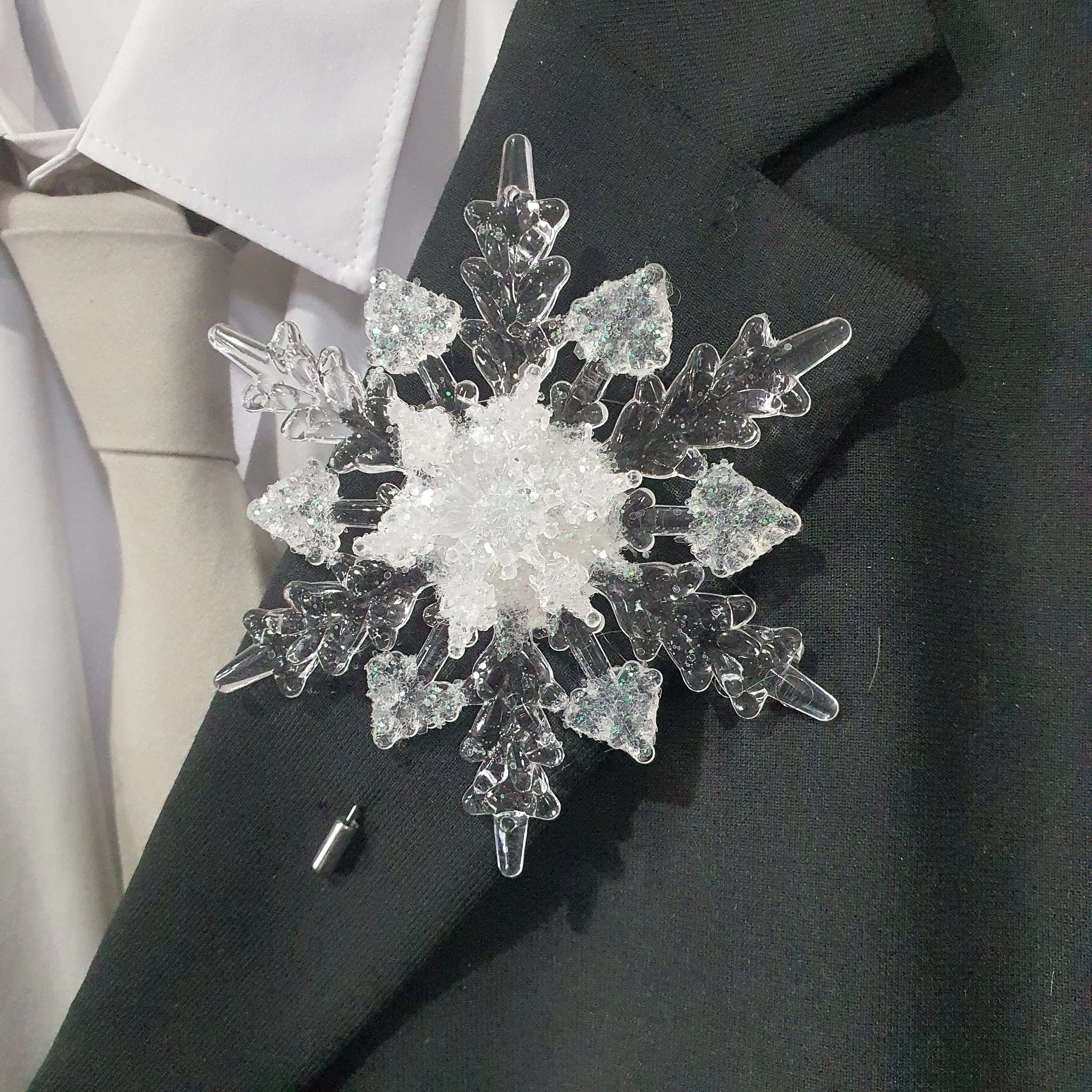 Rhinestone Snowflake Boutonniere - Grooms Boutonniere for a Winter  Wedding - Christmas Wedding