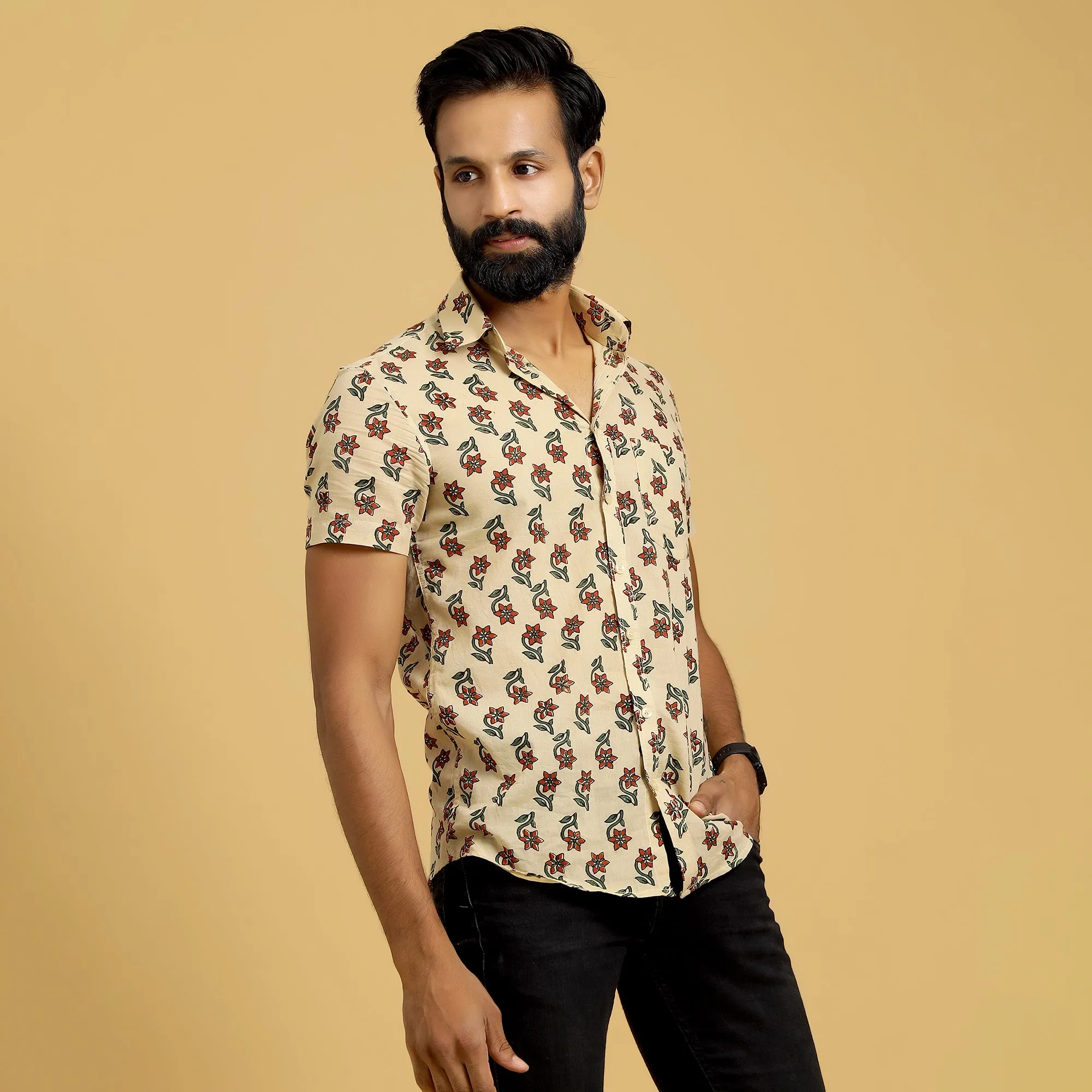 Sanskruti Homes Ivory Cotton Printed Shirt ( half sleeves )