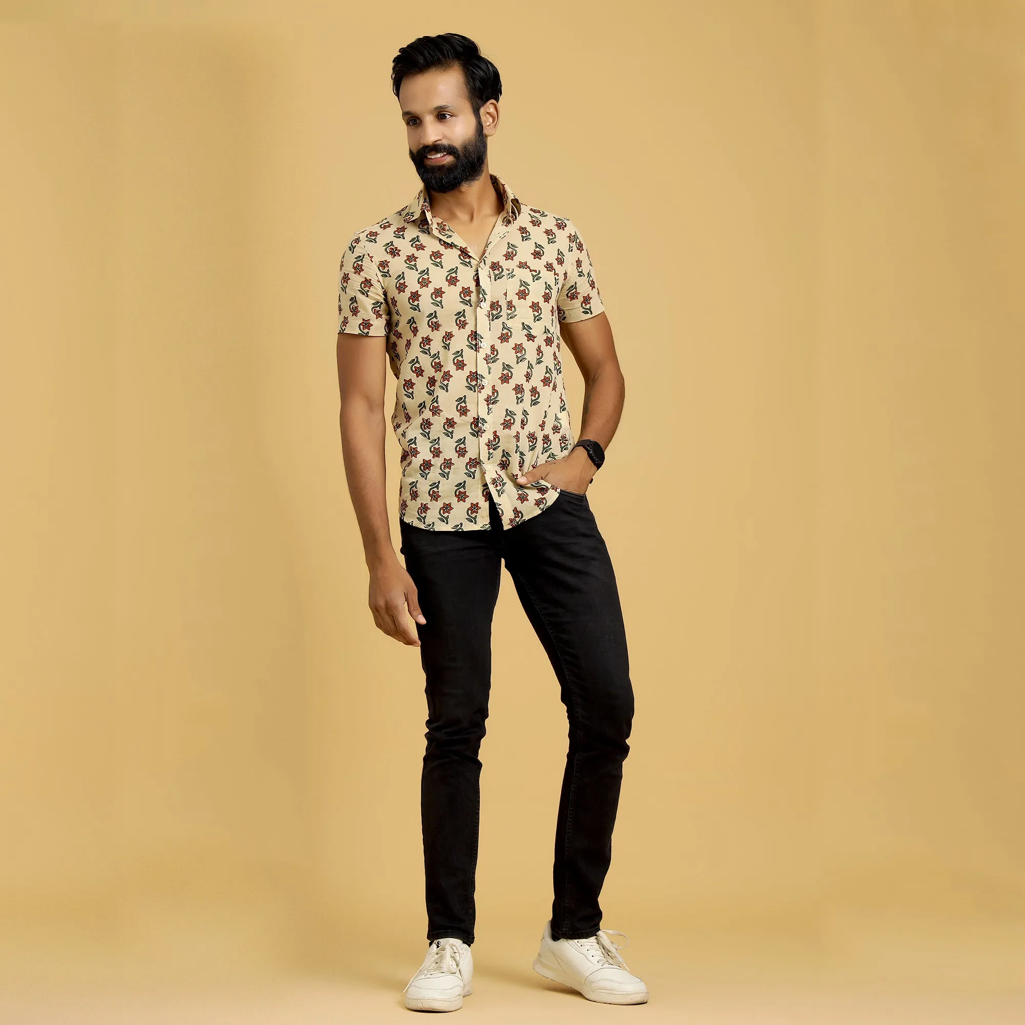 Sanskruti Homes Ivory Cotton Printed Shirt ( half sleeves )