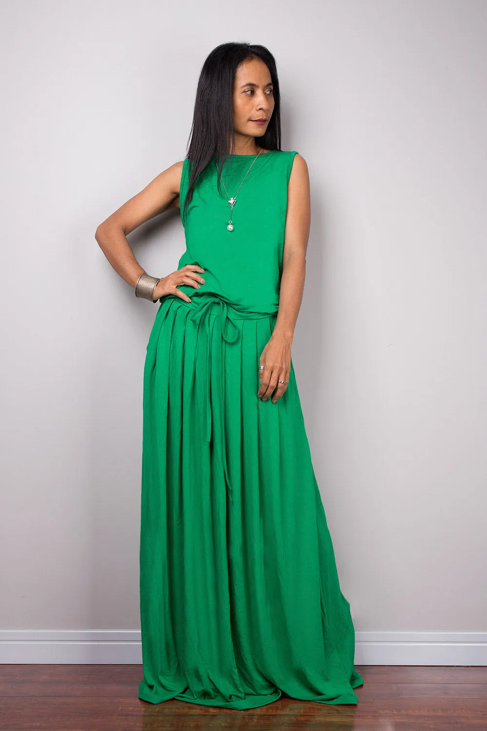 Sleeveless green maxi dress, Long green full dress with pockets