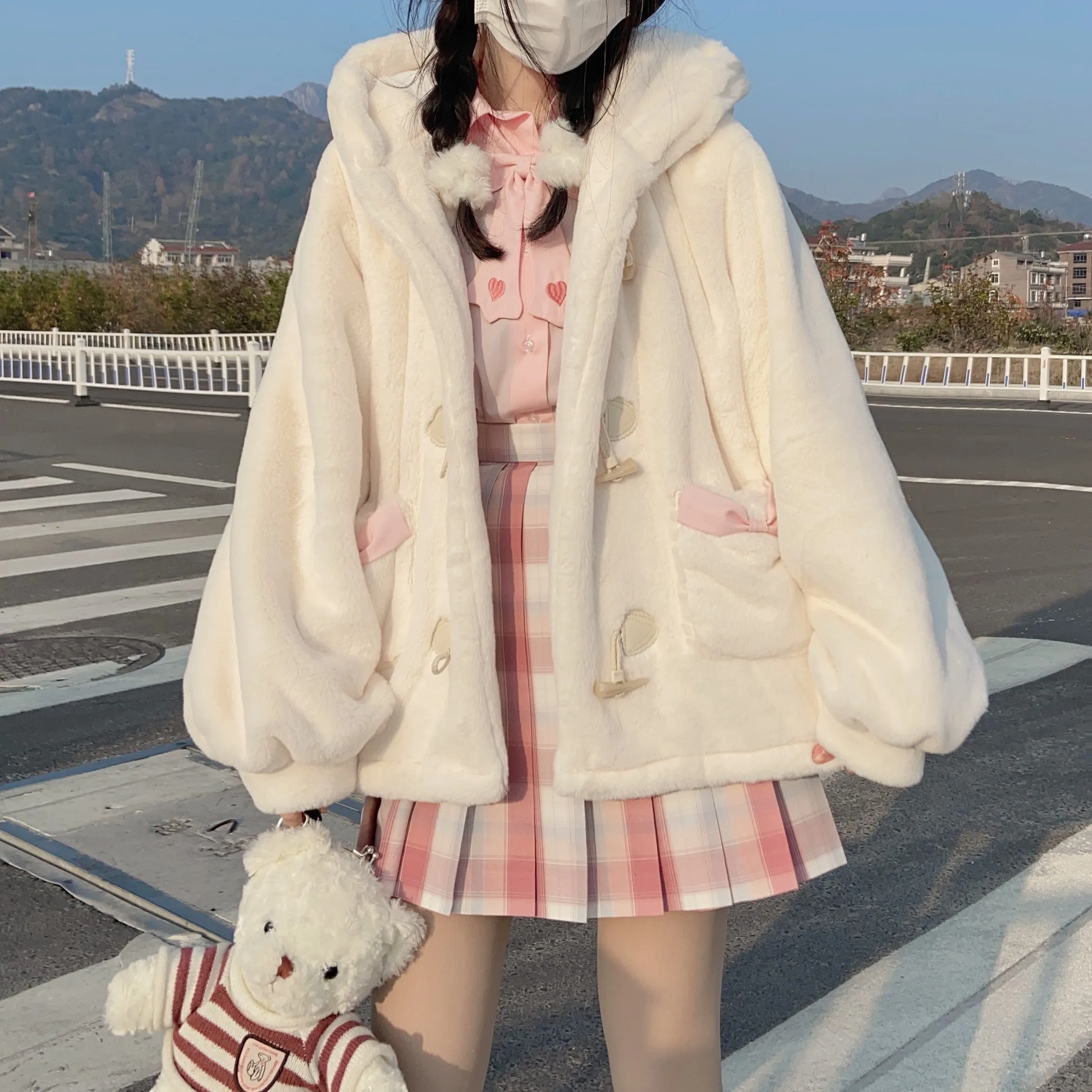 Snow Velvet Rabbit Vanilla Faux Wool Fur Plush Thick Winter White Hooded Coat